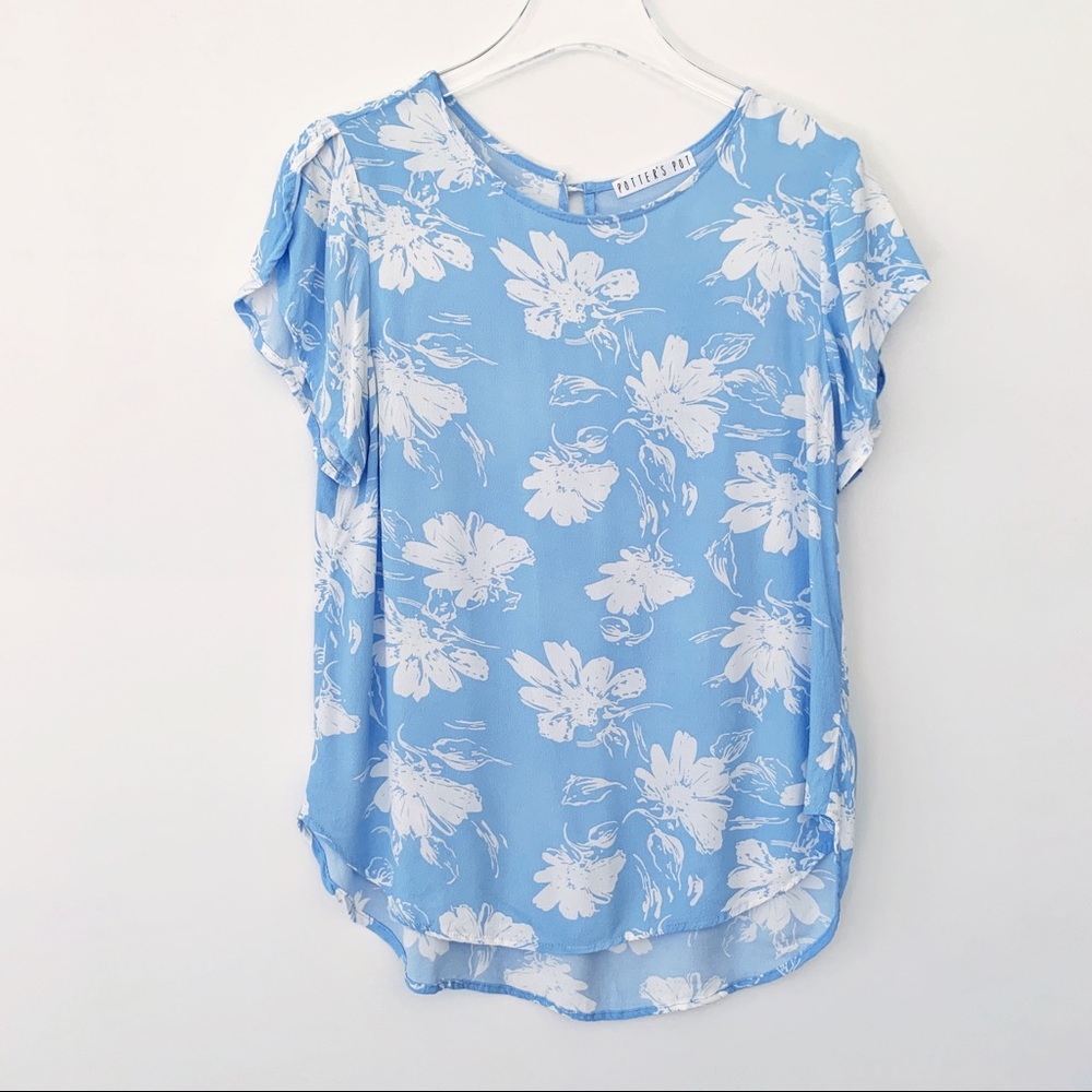 Potter’s Pot Floral Flutter Sleeve Blouse